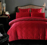 Exotic Embellish Cross Pleated Duvet Set - Red