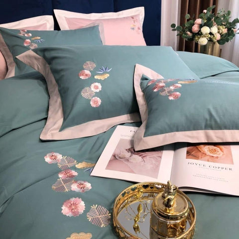 Luxury Embroidered Duvet Set - Light Sea Green