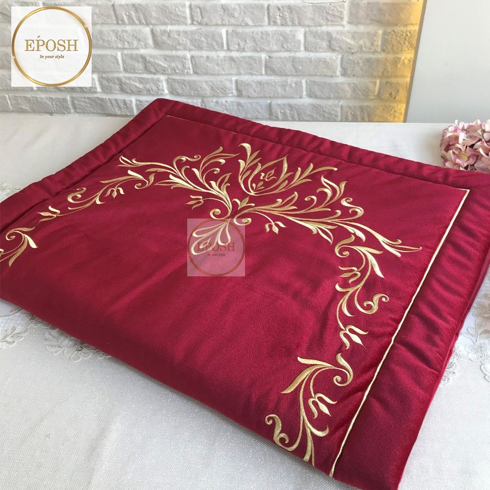 Velvet Embroidered Prayer Mat - Red