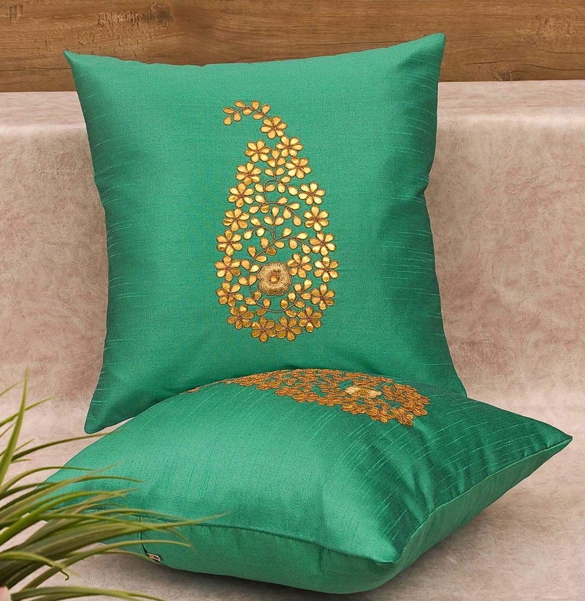 Pack of 2 Decorative Embroidered Square Cushion - Green