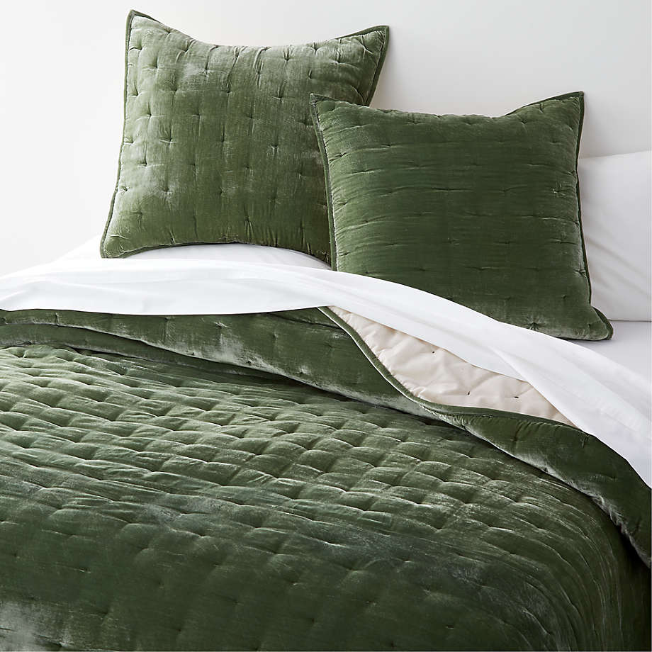 Luxury Velvet Bedspread - Green