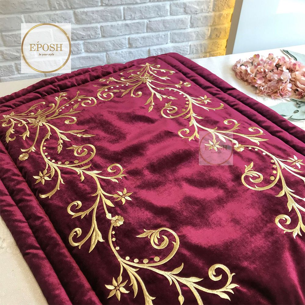 Velvet Embroidered Prayer Mat - Maroon