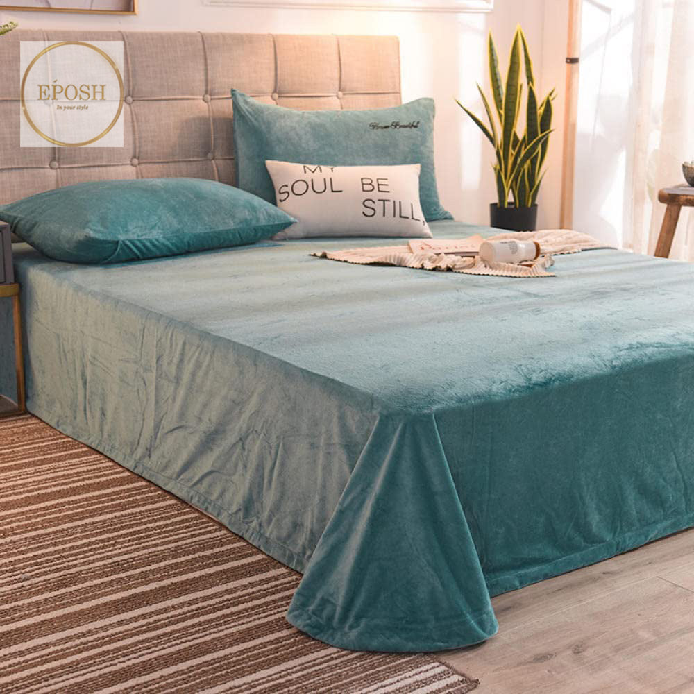 Velvet Bedsheet with 2  pillow covers - Ocean Blue