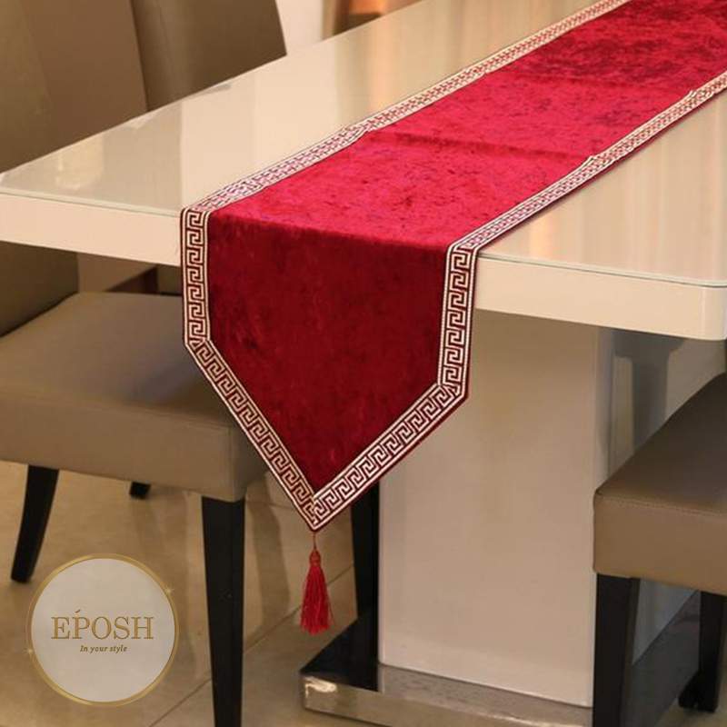 Velvet Table Runner Red 02