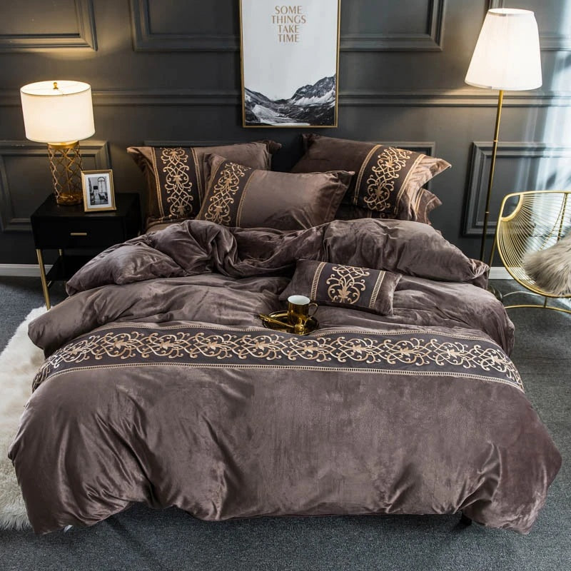 New Luxury Embroidered Velvet Duvet Brown - King