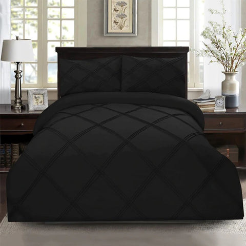 Exotic Embellish 3 Row Cross Pleated Duvet Set - Black