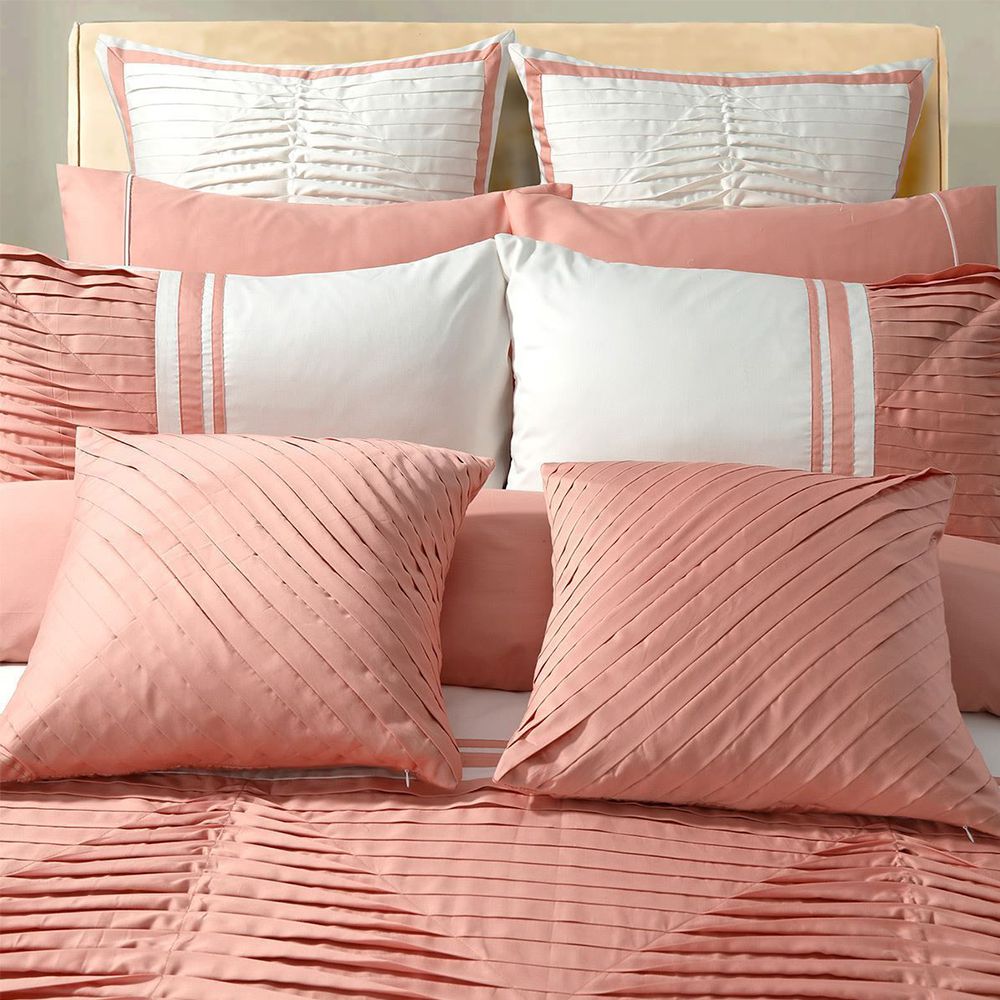 Embellish Horizontal Pleats Duvet Set