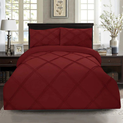 Exotic Embellish 3 Row Cross Pleated Duvet Set - Maroon