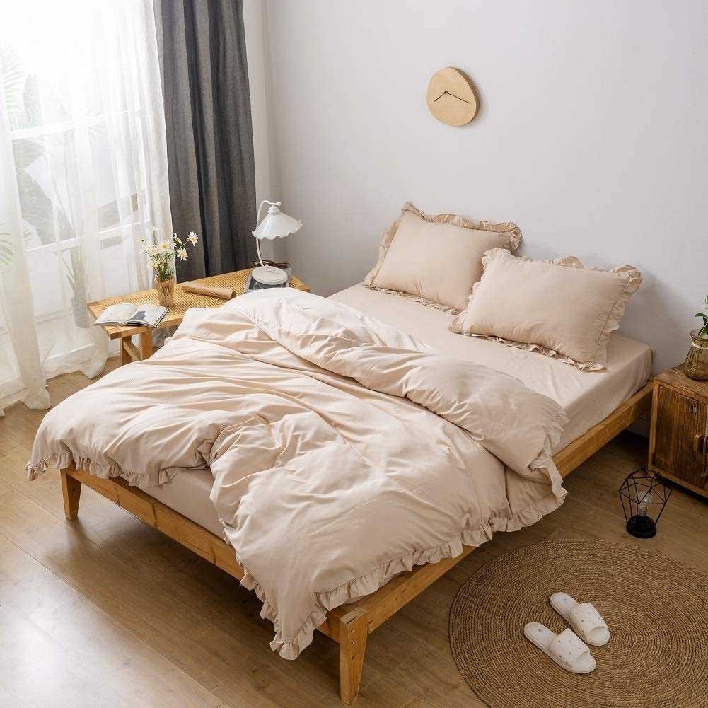 Beige With Ruffles Duvet Set - 4 Pieces