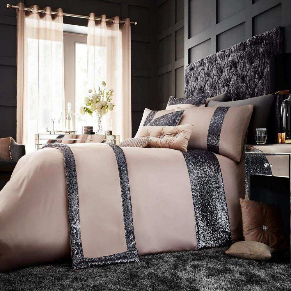 Elegant Bridal Quilt Set - 12 Pieces with Free Quilt Filling