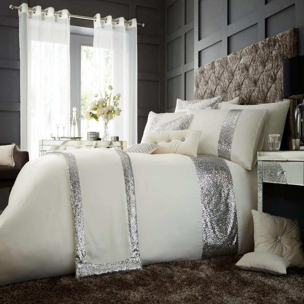 Elegant Bridal Quilt Set - 12 Pieces with Free Quilt Filling