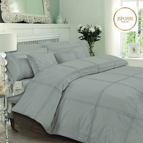Exotic Embellish Box Pleated Duvet Set - Grey