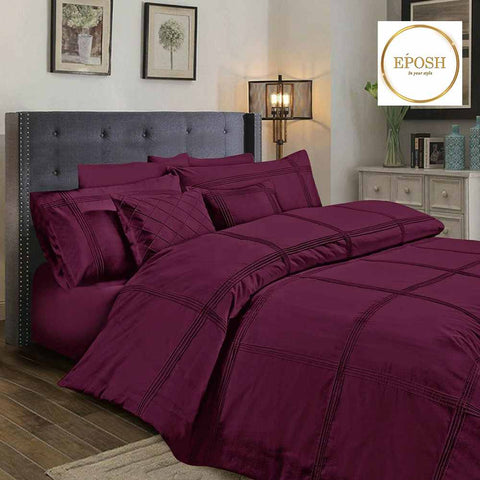 Exotic Embellish Box Pleated Duvet Set - Berry