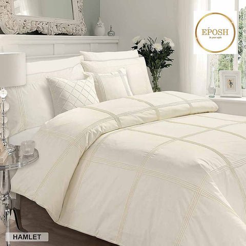 Exotic Embellish Box Pleated Duvet Set - Cream