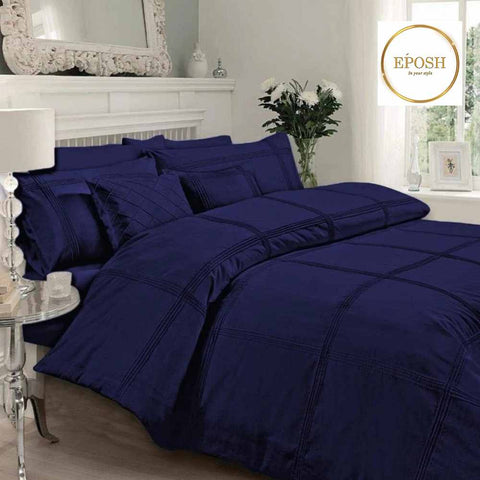Exotic Embellish Box Pleated Duvet Set - Navy