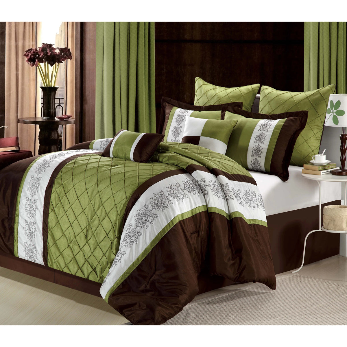 Embroidered Pleated Duvet Set - Brown and Green